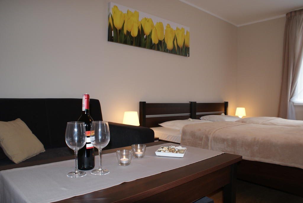 Pinhouse24 Apartment Poznan Phòng bức ảnh